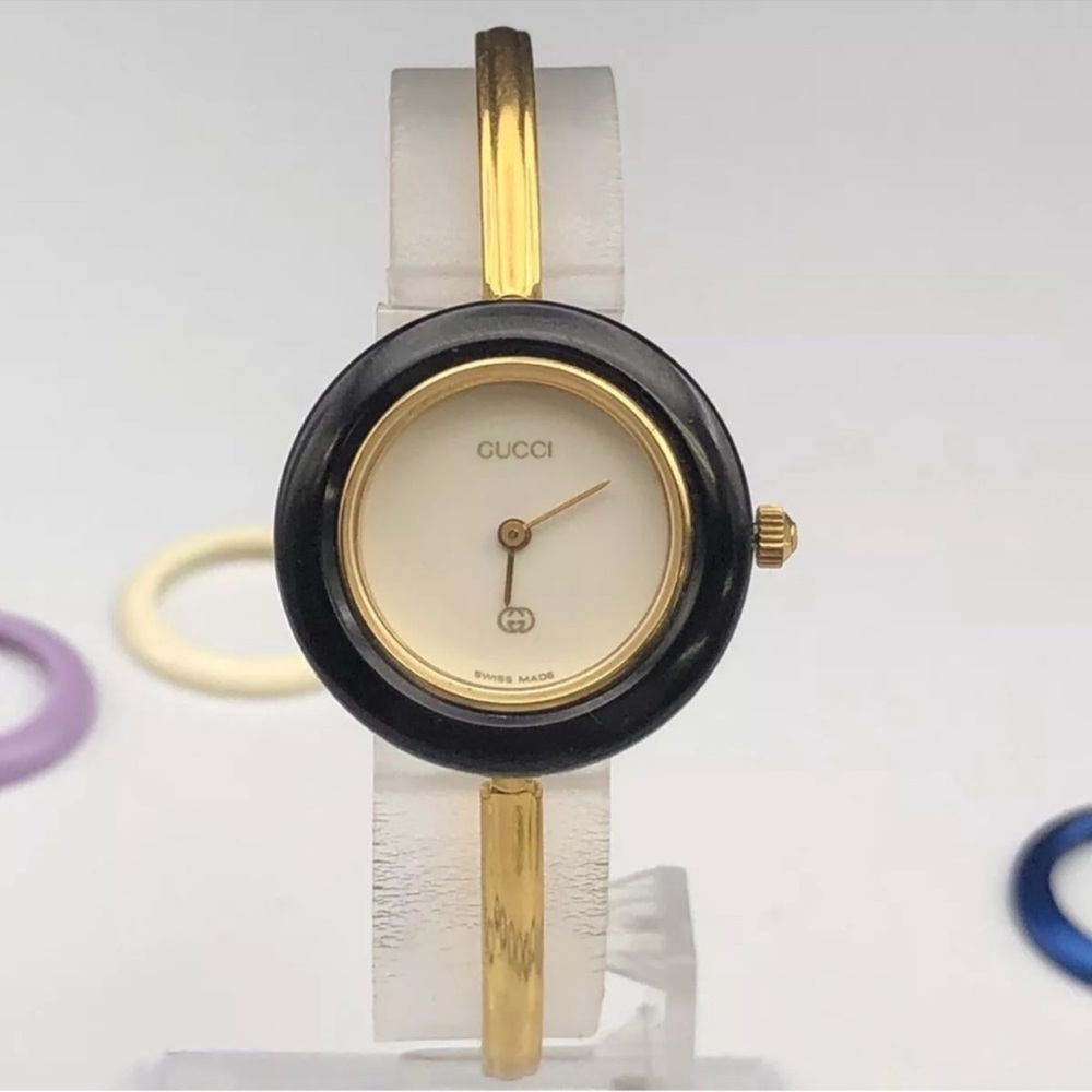 Gucci Luxury Statement Watch Vintage Highly Collectible - Picture 2 of 13